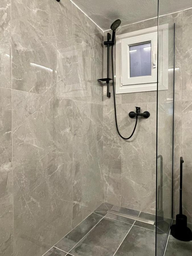 Skra 3 By Agora Flats Apartment เทสซาโลนิกิ ภายนอก รูปภาพ